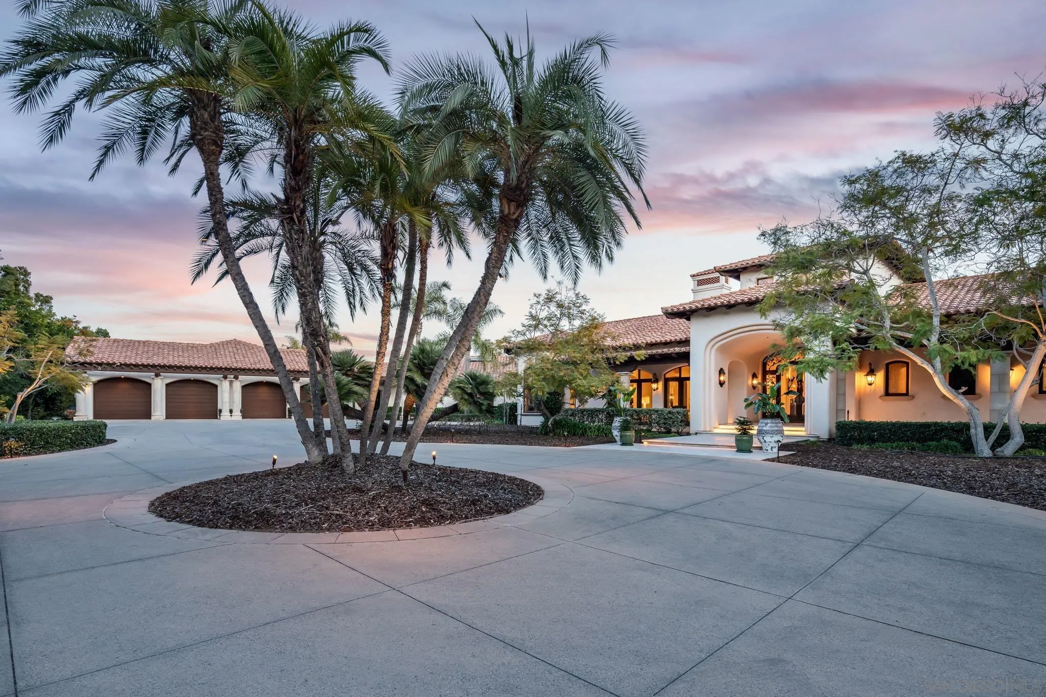 Rancho Santa Fe, California 92067, United States, 8 Bedrooms Bedrooms, ,9 BathroomsBathrooms,Residential,Active,11281