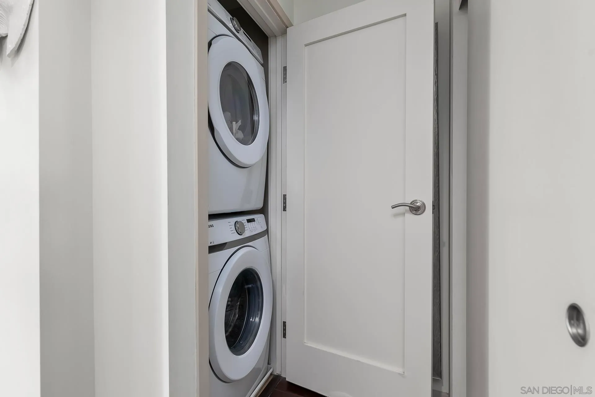 La Jolla, California 92037, United States, ,1 BathroomBathrooms,Residential,Pending,14042