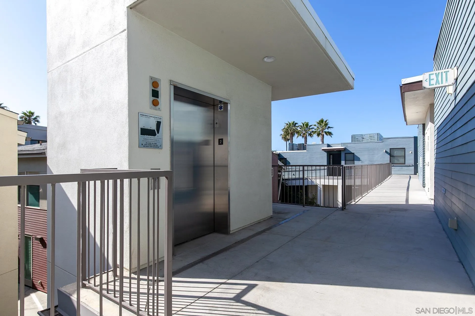 La Jolla, California 92037, United States, ,1 BathroomBathrooms,Residential,Pending,14042