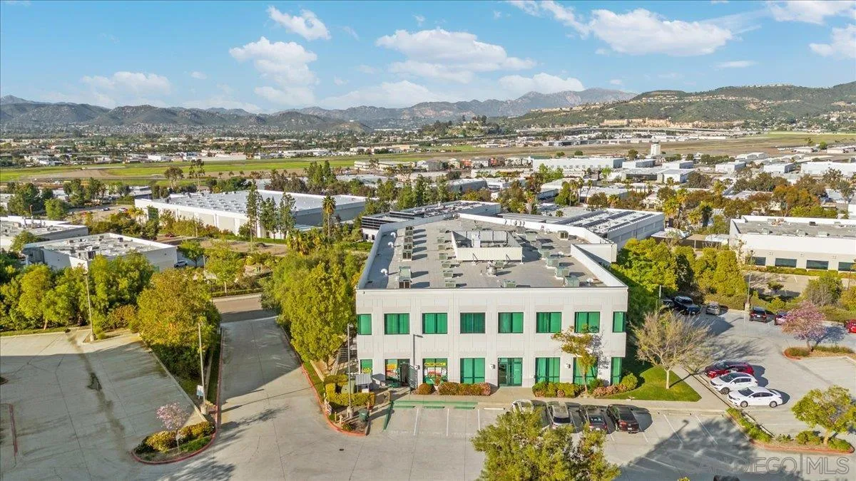 El Cajon, California 92020, United States, ,Commercial,Active,106718