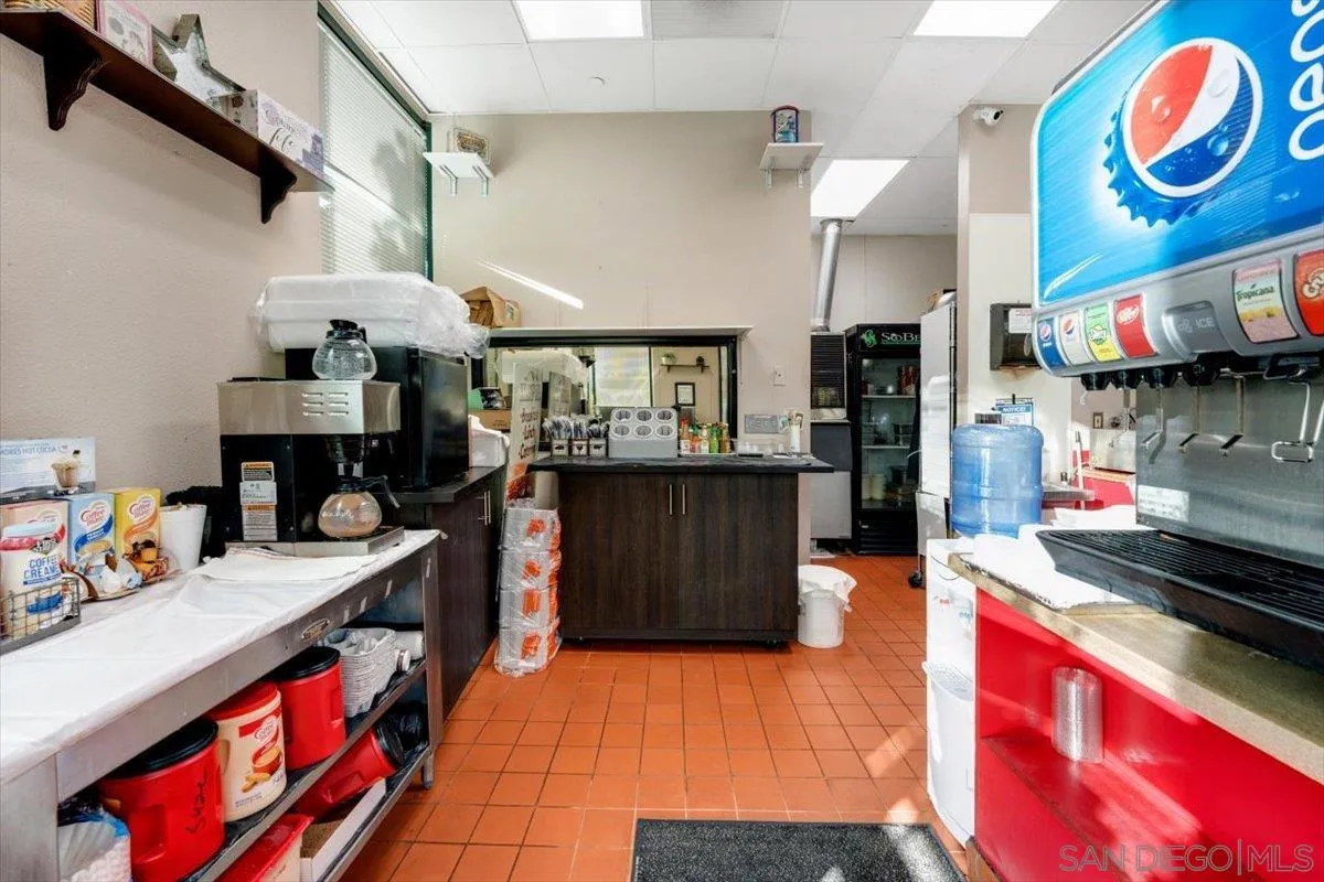 El Cajon, California 92020, United States, ,Commercial,Active,106718