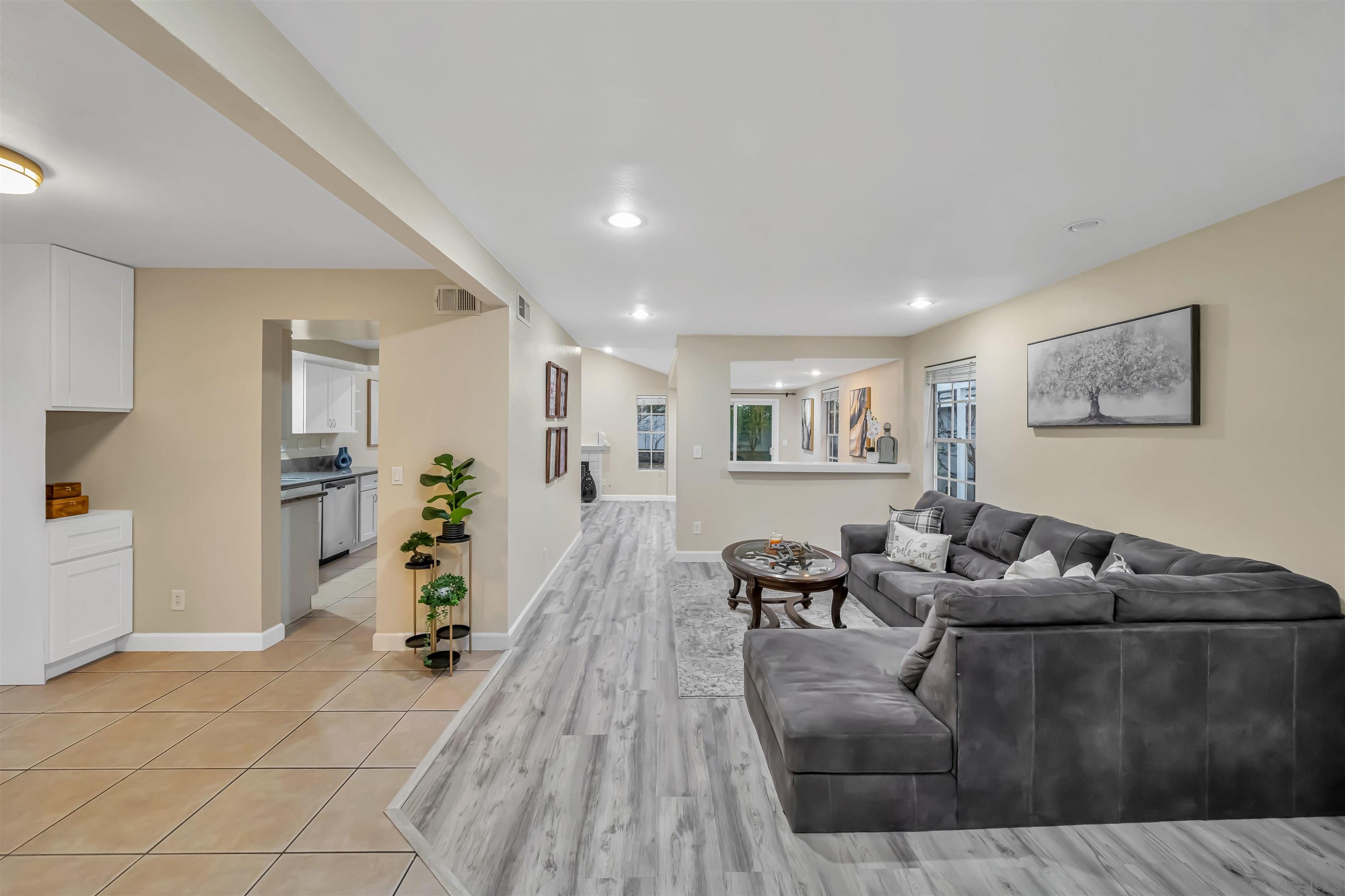 10678 Rancho Carmel Dr