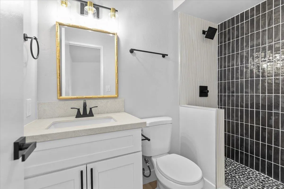 Santee, California 92071, United States, 3 Bedrooms Bedrooms, ,2 BathroomsBathrooms,Residential,Active,112775