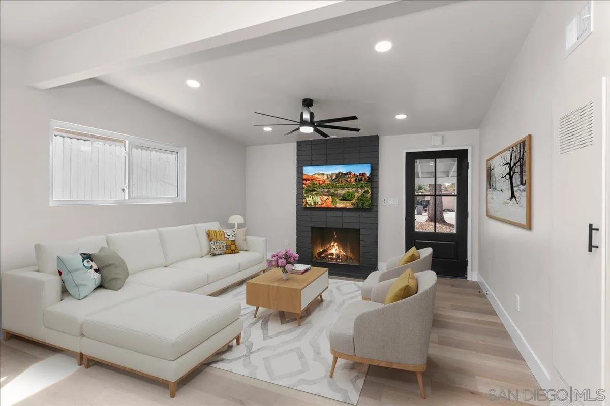 Santee, California 92071, United States, 3 Bedrooms Bedrooms, ,2 BathroomsBathrooms,Residential,Active,112775