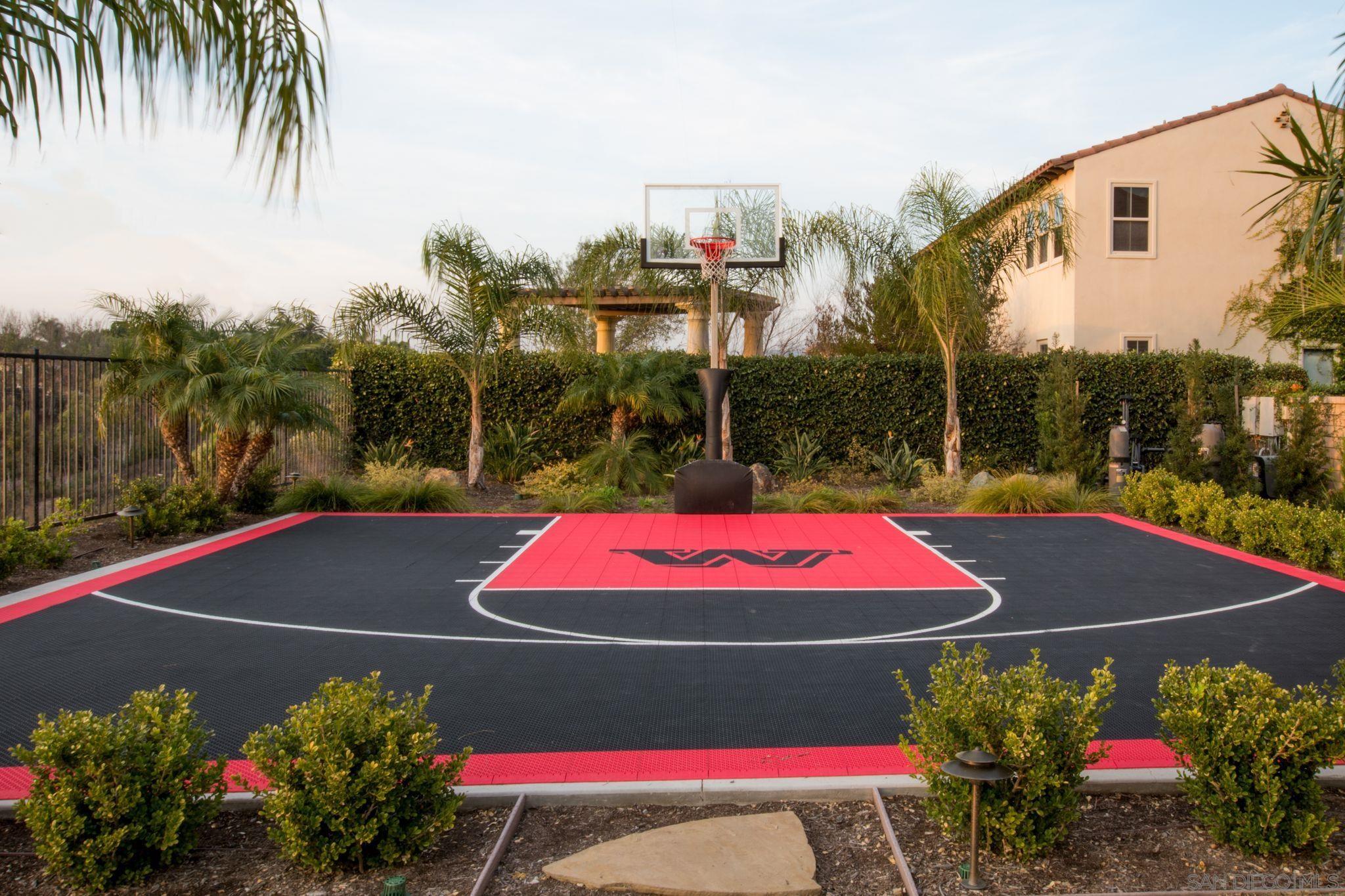 7359 Rancho Catalina Trl