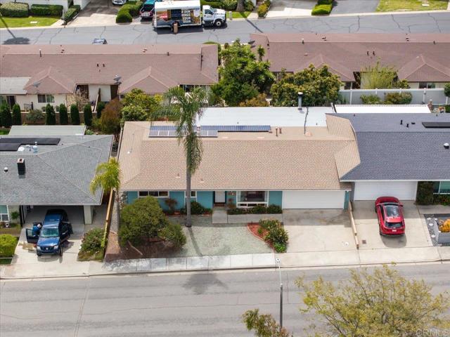 1615 La Tierra Lane