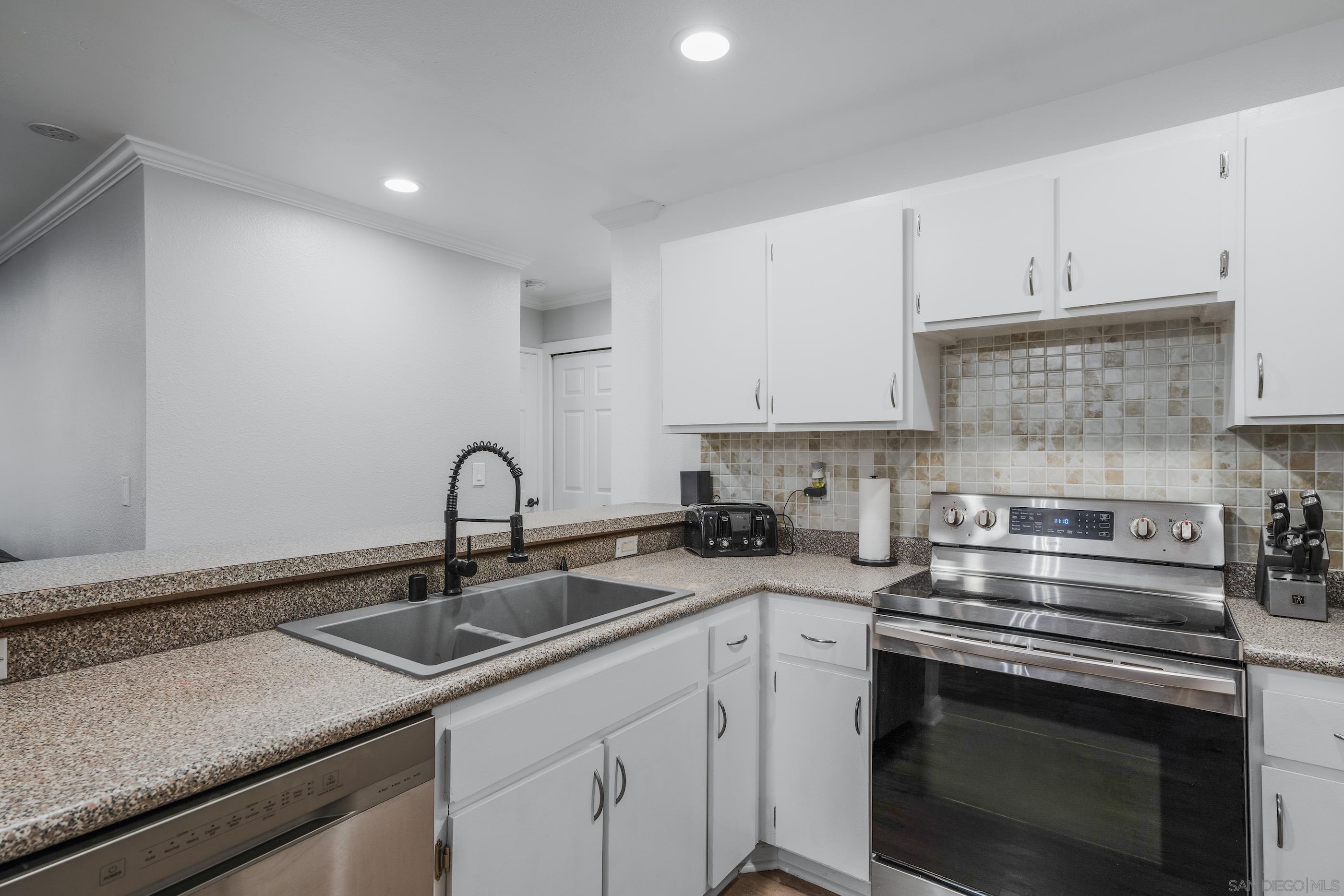 6275 Rancho Mission 105
