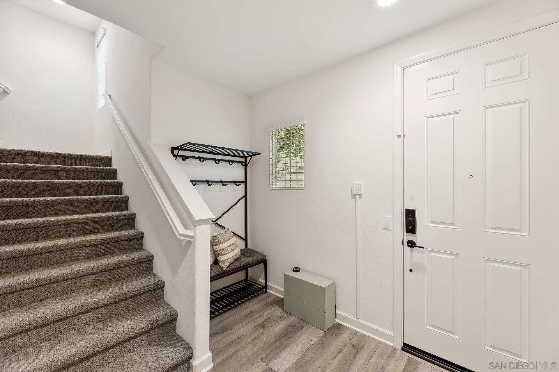 145 Lazurite Rd