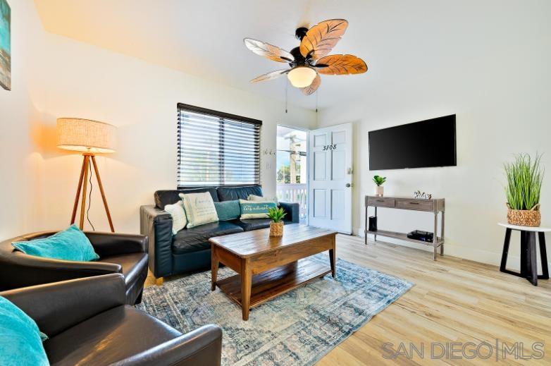 3708 Bayside Ln.