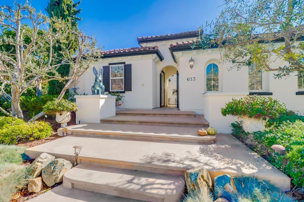 613 Overlook Pl