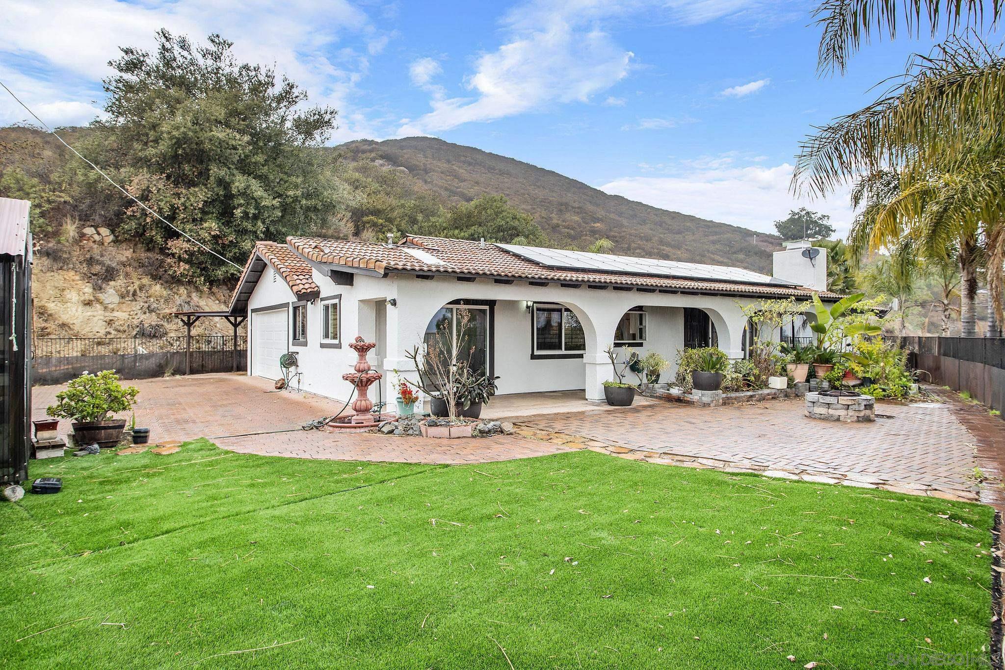 728 Rainbow Hills Rd