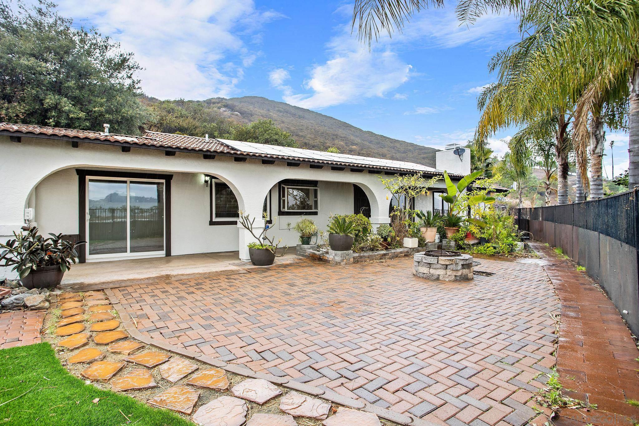 728 Rainbow Hills Rd