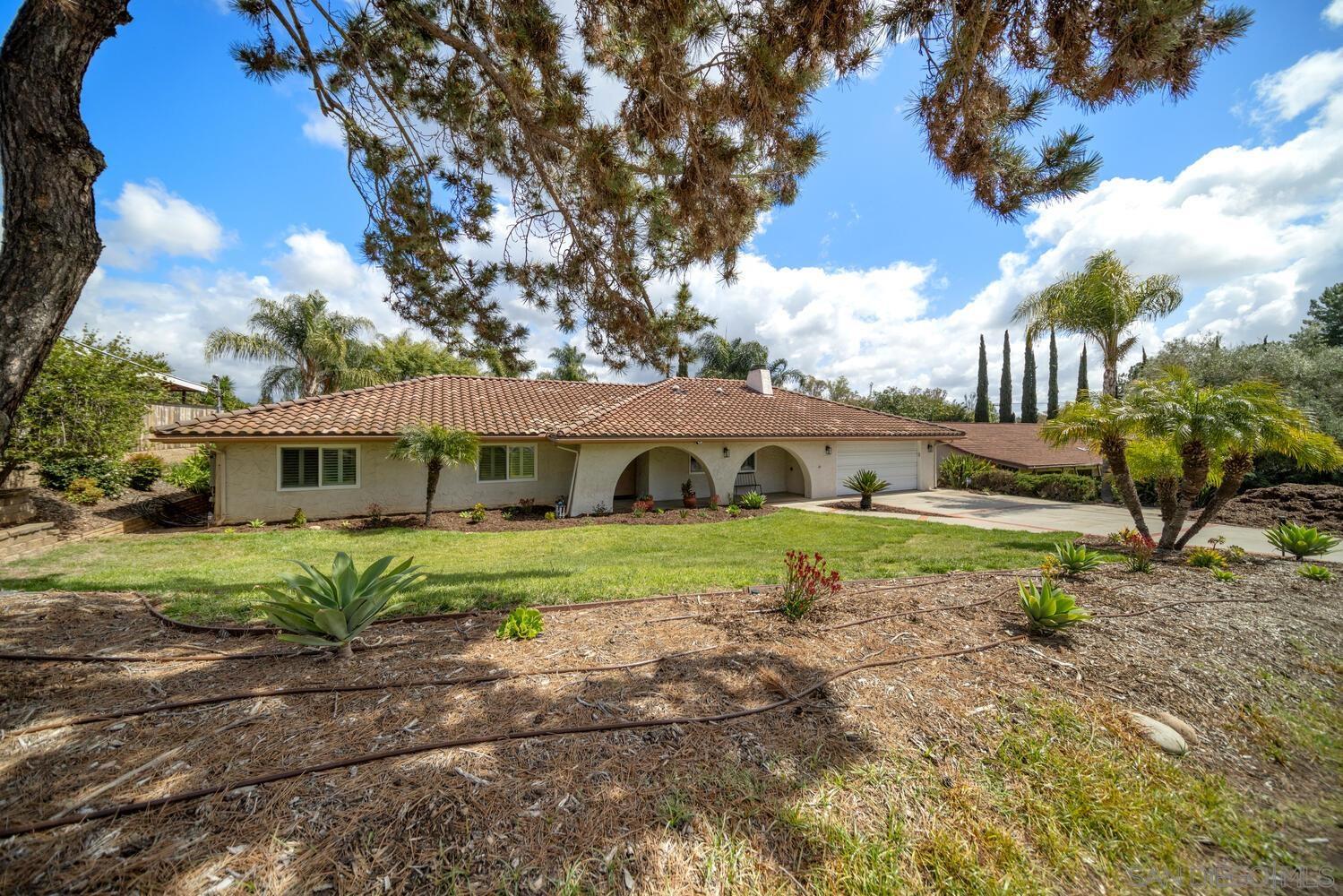 1654 Palomino Ln