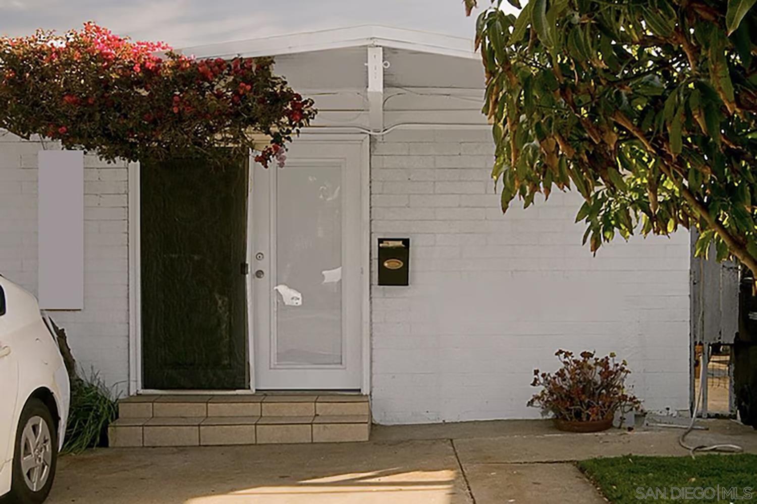 5038-40 W Point Loma Blvd