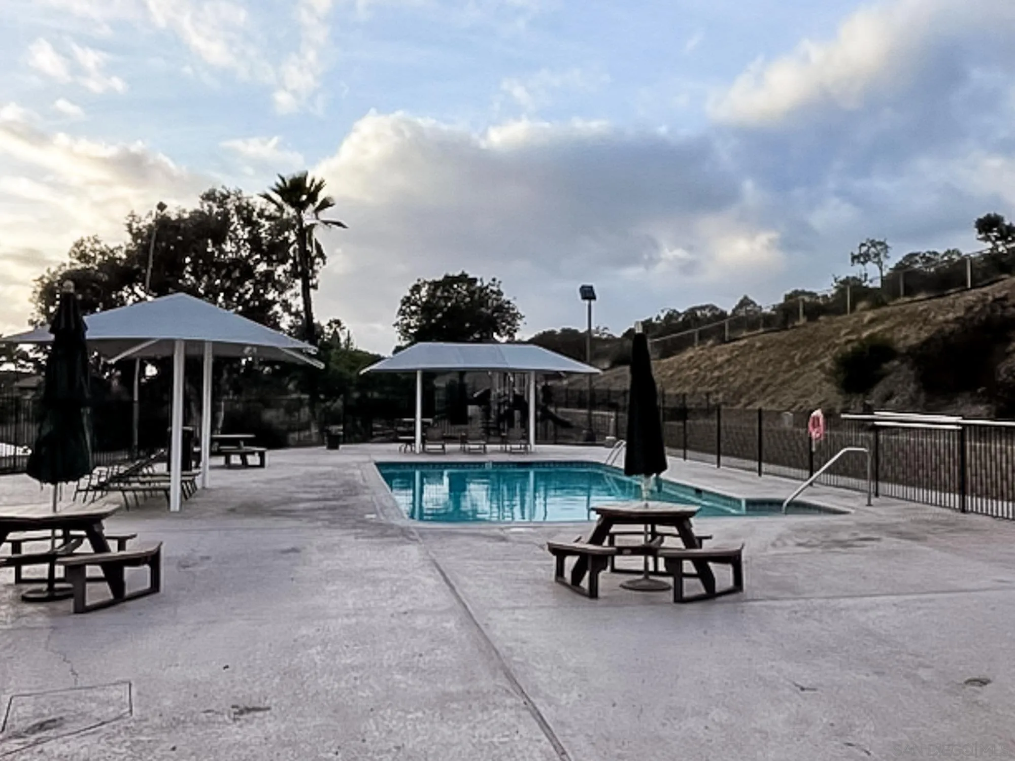 Lakeside, California 92040, United States, 3 Bedrooms Bedrooms, ,2 BathroomsBathrooms,Residential,Active,1757