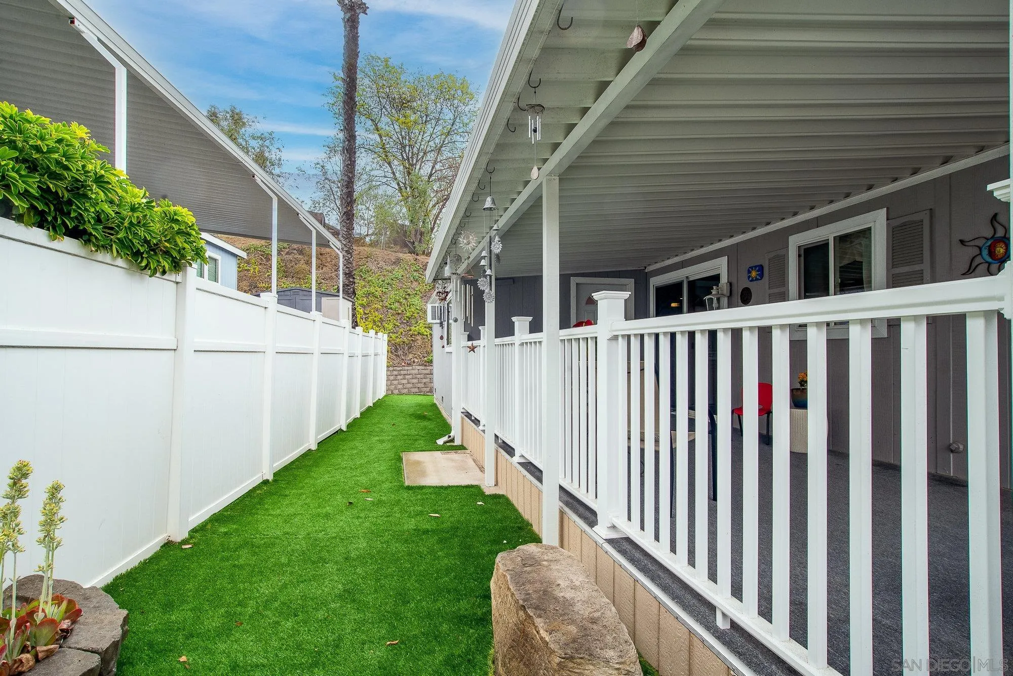 Lakeside, California 92040, United States, 3 Bedrooms Bedrooms, ,2 BathroomsBathrooms,Residential,Active,1757