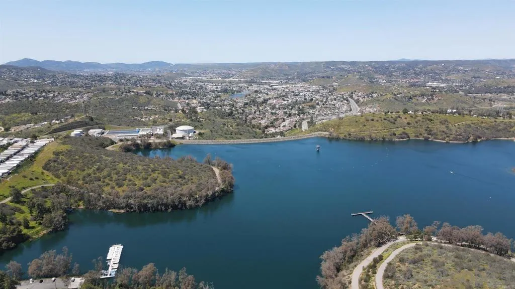 Lakeside, California 92040, United States, 3 Bedrooms Bedrooms, ,2 BathroomsBathrooms,Residential,Active,1757