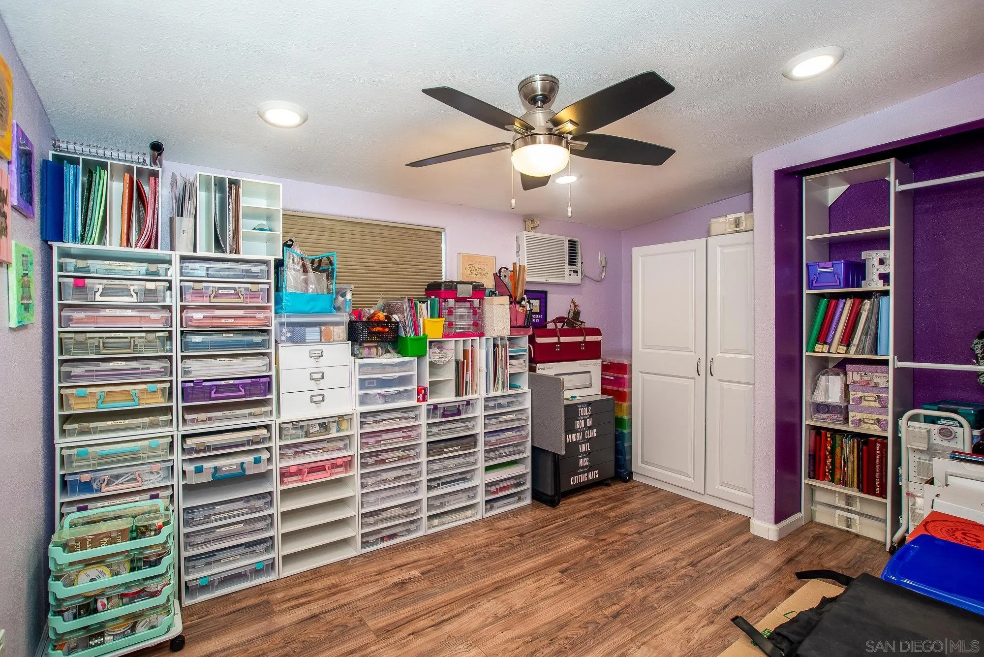 Lakeside, California 92040, United States, 3 Bedrooms Bedrooms, ,2 BathroomsBathrooms,Residential,Active,1757