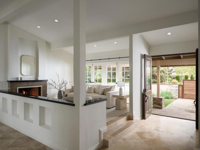 1695 Alta La Jolla Drive
