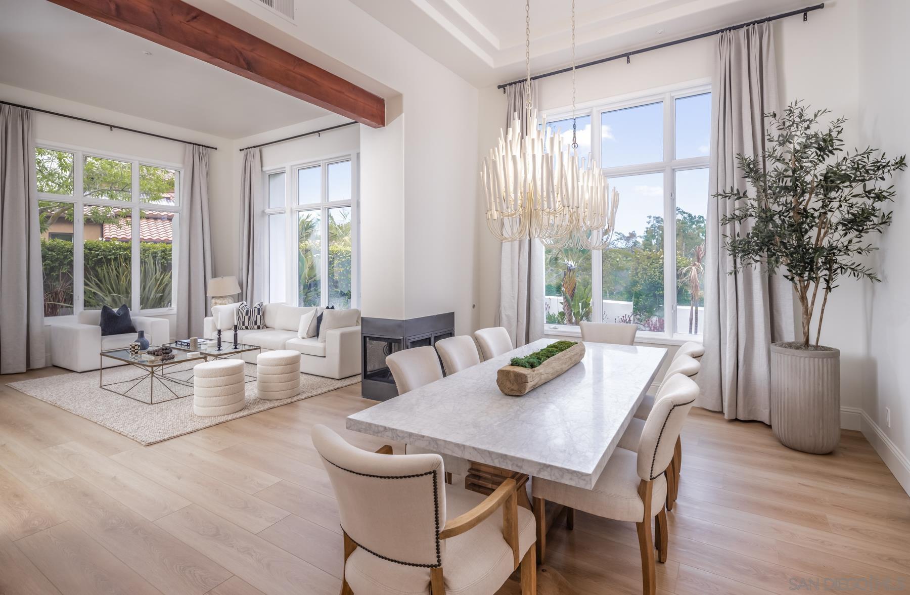 2815 Santa Fe Vista Ct