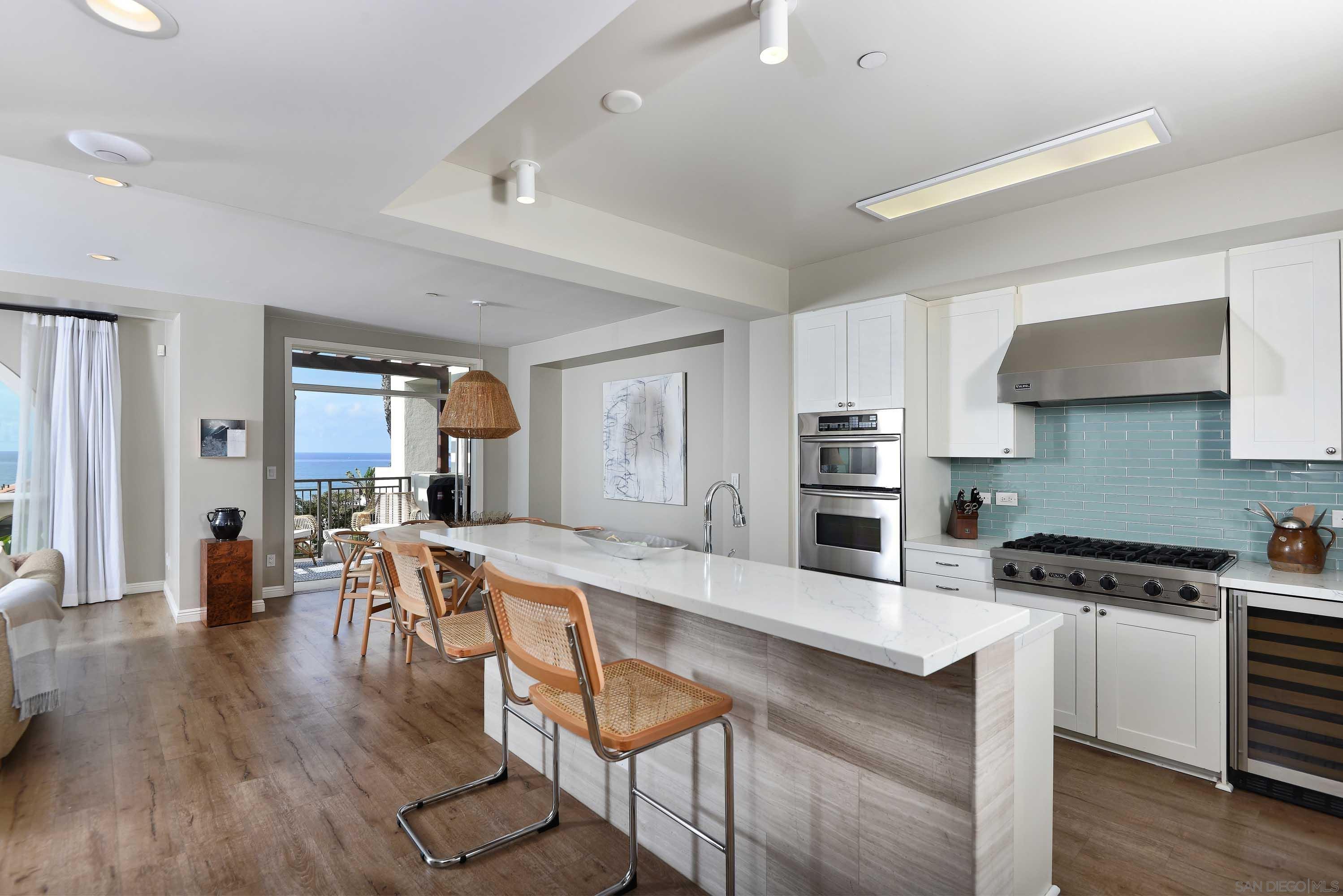 5430 La Jolla Boulevard C202