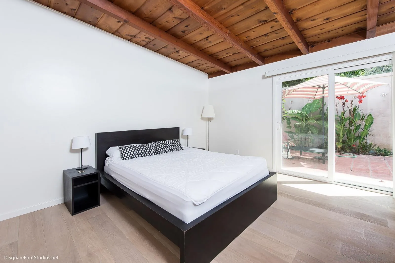 La Jolla, California 92037, United States, 3 Bedrooms Bedrooms, ,3 BathroomsBathrooms,Residential,Active,9560