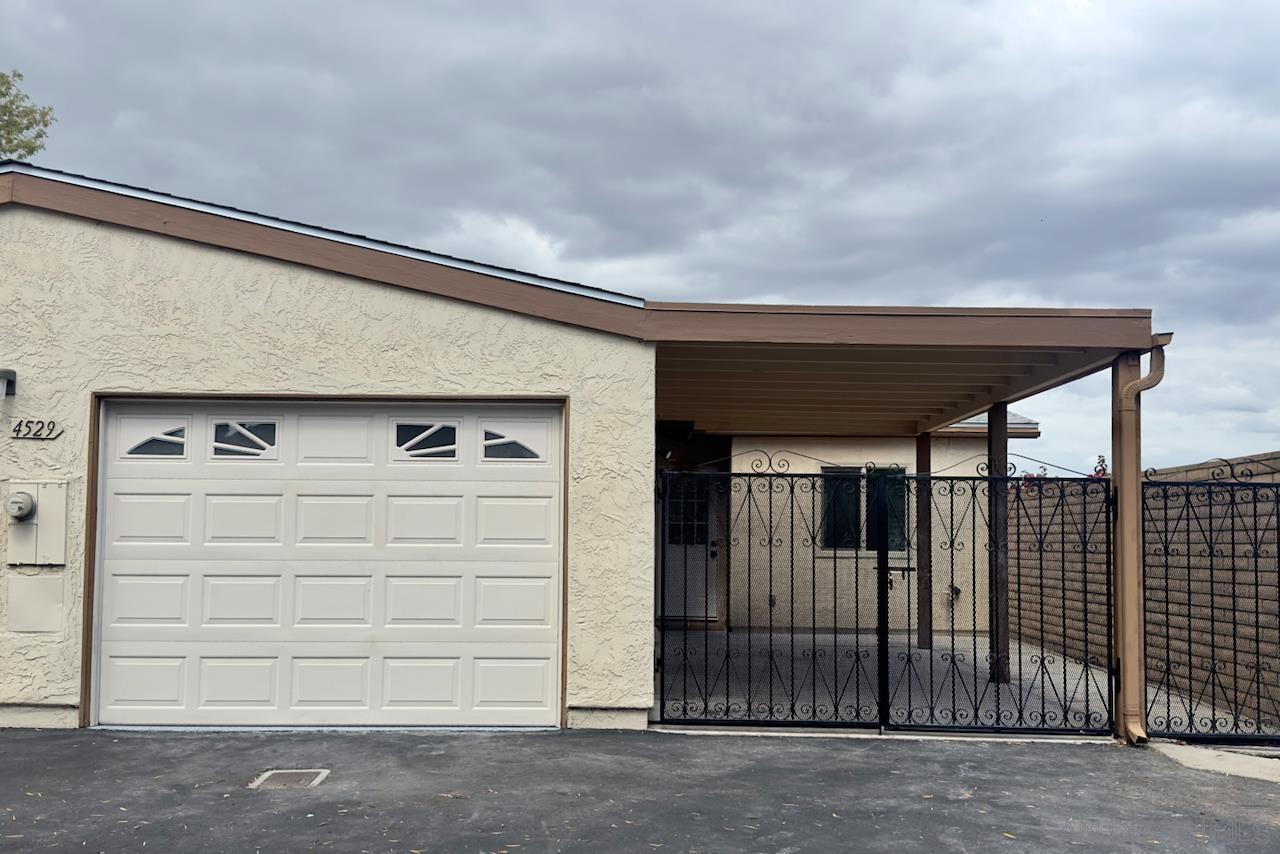 4529 Kittiwake Way
