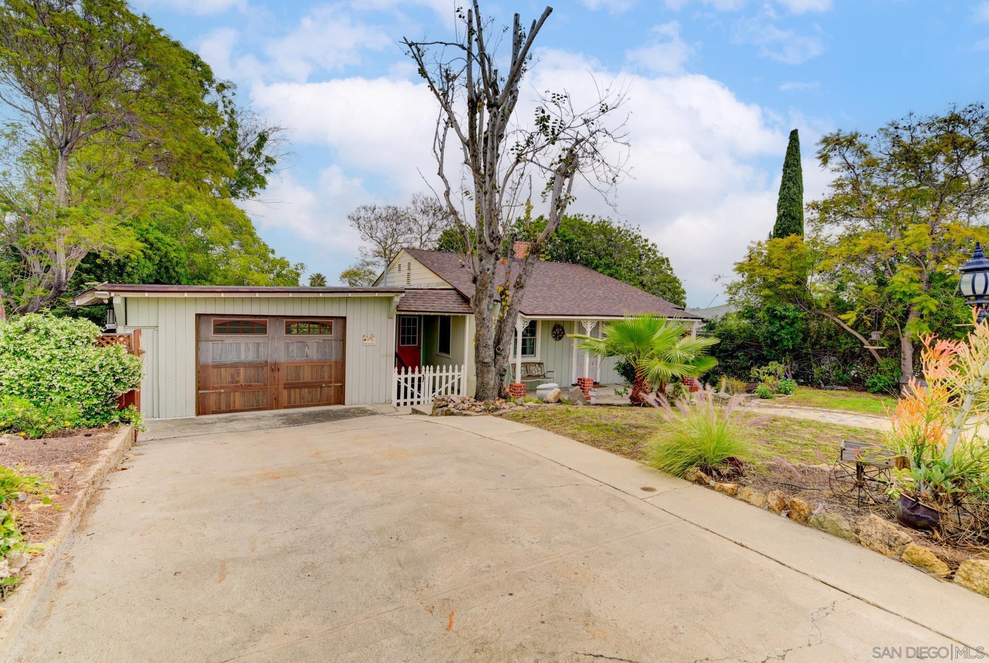 6304 Lorca Dr