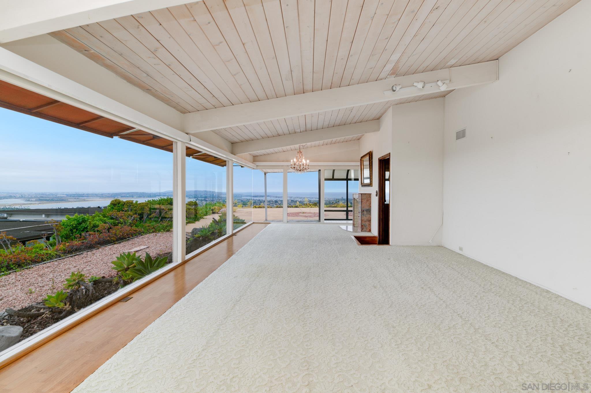 5144 Pacifica Dr