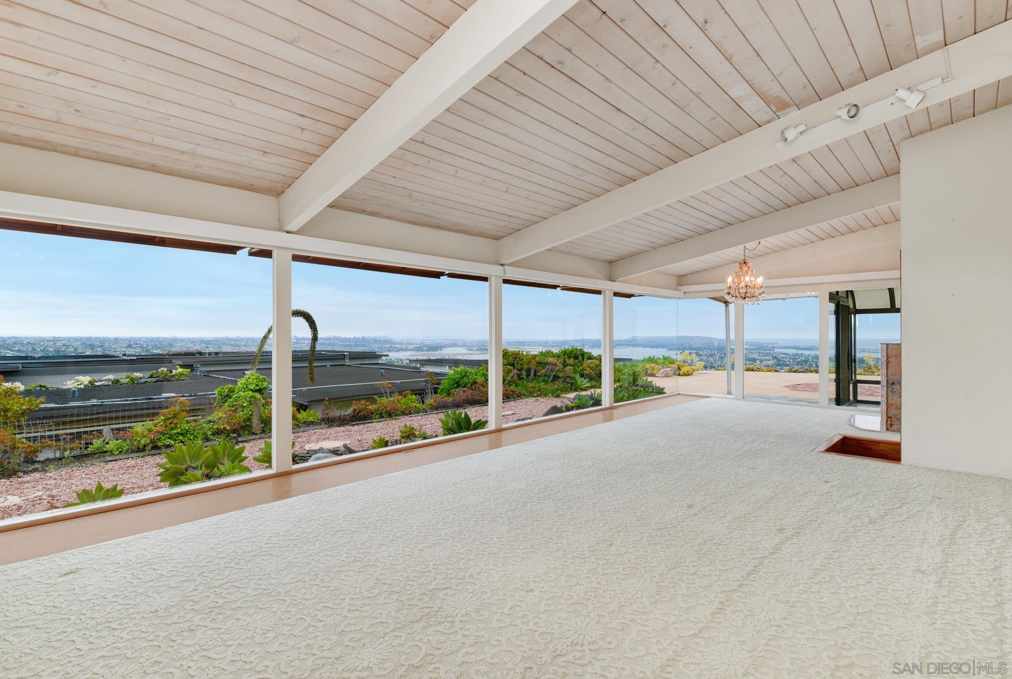 5144 Pacifica Dr