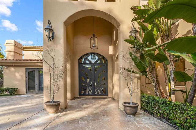 2890 Gate Fifteen Place