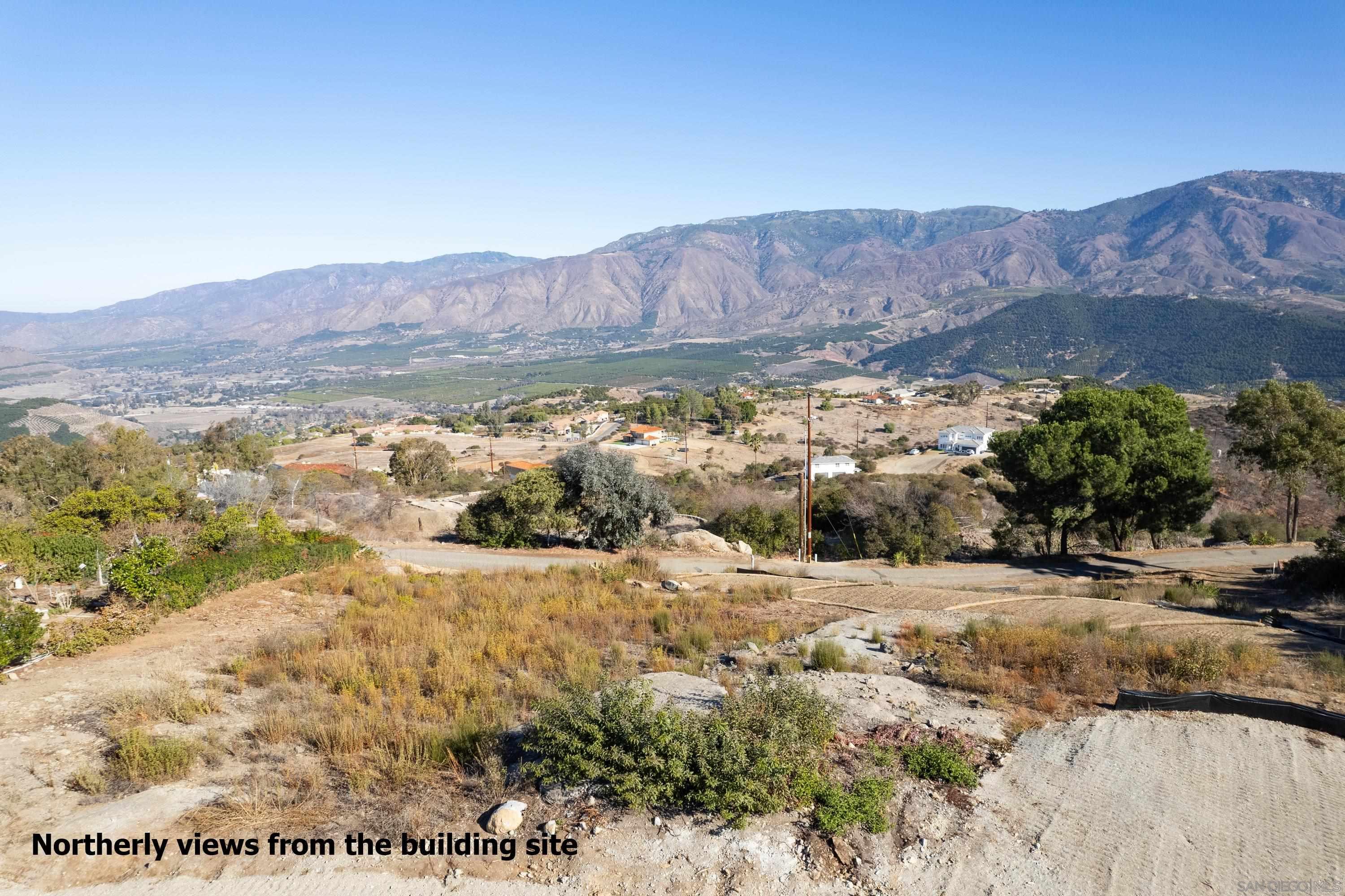 4.11 acres on Rim of the Valley .