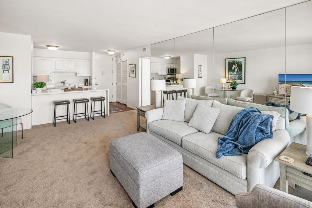 Photo of 1830 Avenida Del Mundo #1603, Coronado, CA 92118 (MLS # 250027499)