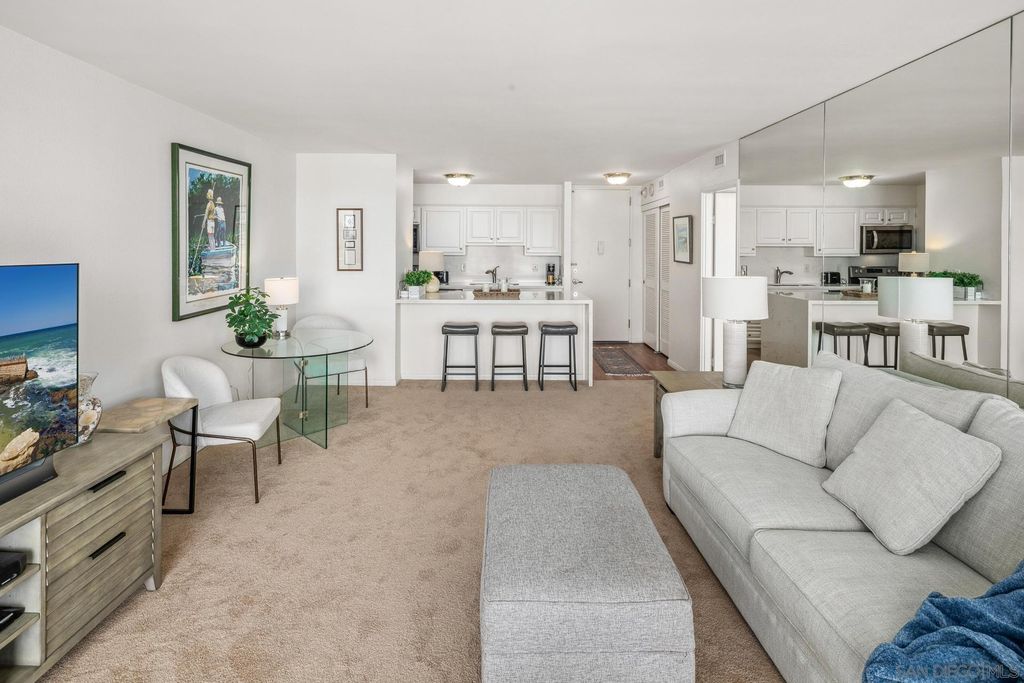 Photo of 1830 Avenida Del Mundo #1603, Coronado, CA 92118 (MLS # 250027499)