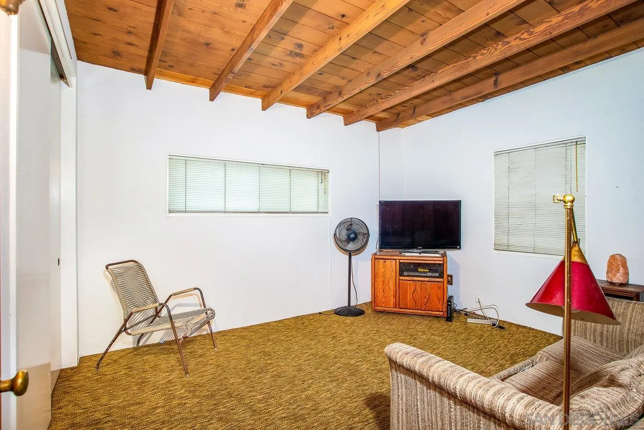 Lemon Grove, California 91945, United States, 2 Bedrooms Bedrooms, ,1 BathroomBathrooms,Residential,Pending,103026