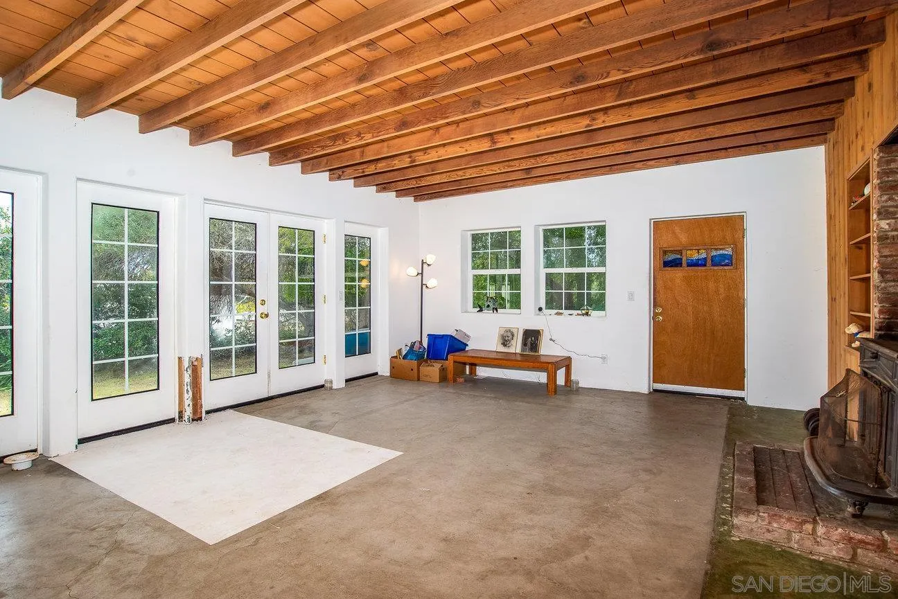 Lemon Grove, California 91945, United States, 2 Bedrooms Bedrooms, ,1 BathroomBathrooms,Residential,Pending,103026