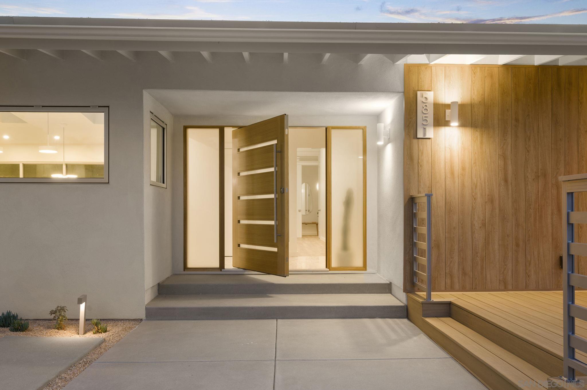 5851 Box Canyon