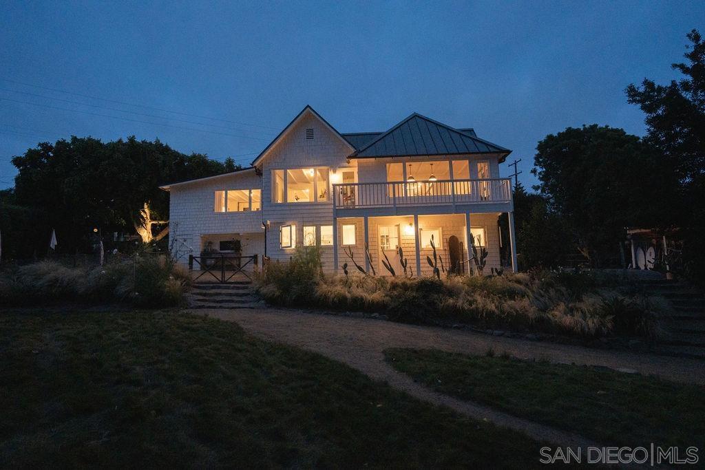 1602 Burgundy Rd