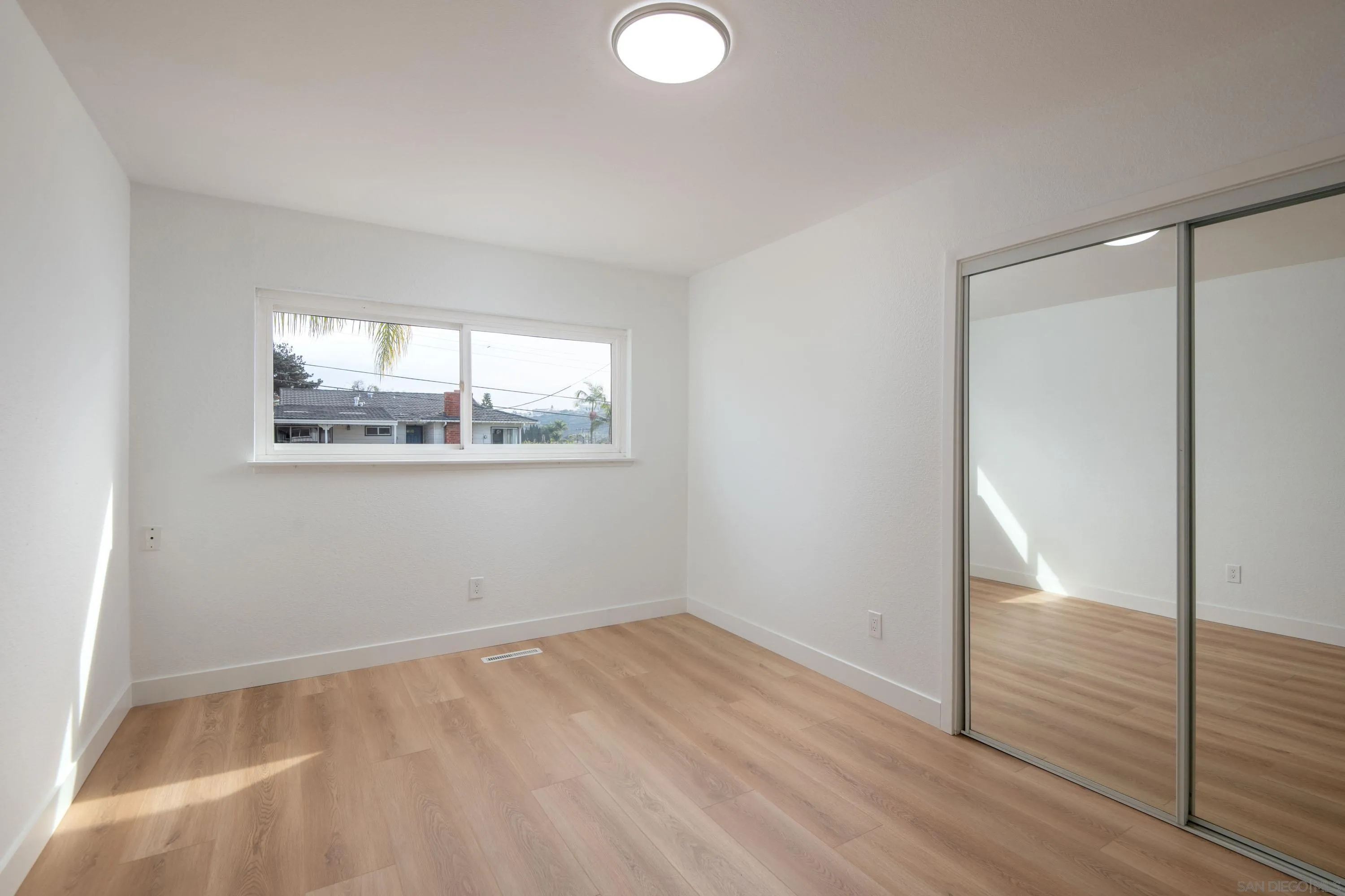 San Diego, California 92110, United States, 4 Bedrooms Bedrooms, ,2 BathroomsBathrooms,Residential,Pending,12969