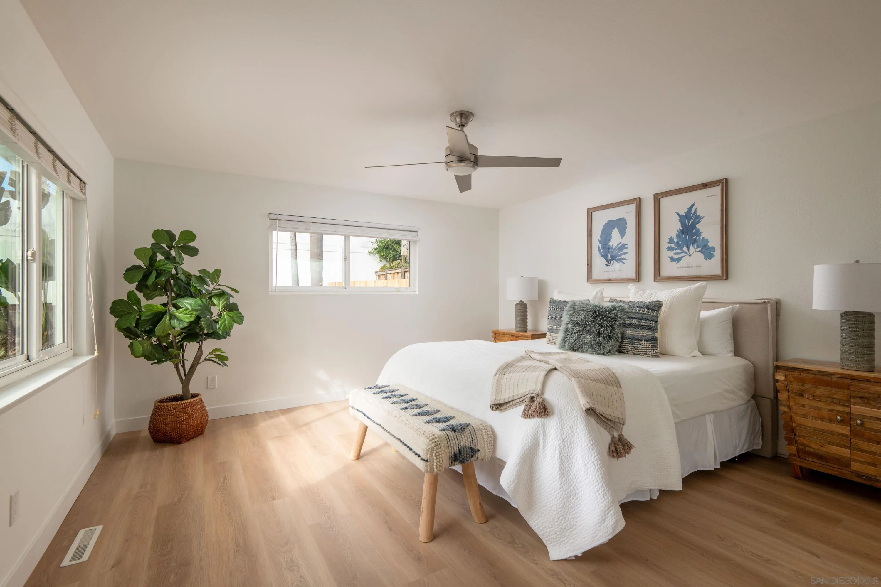 San Diego, California 92110, United States, 4 Bedrooms Bedrooms, ,2 BathroomsBathrooms,Residential,Pending,12969