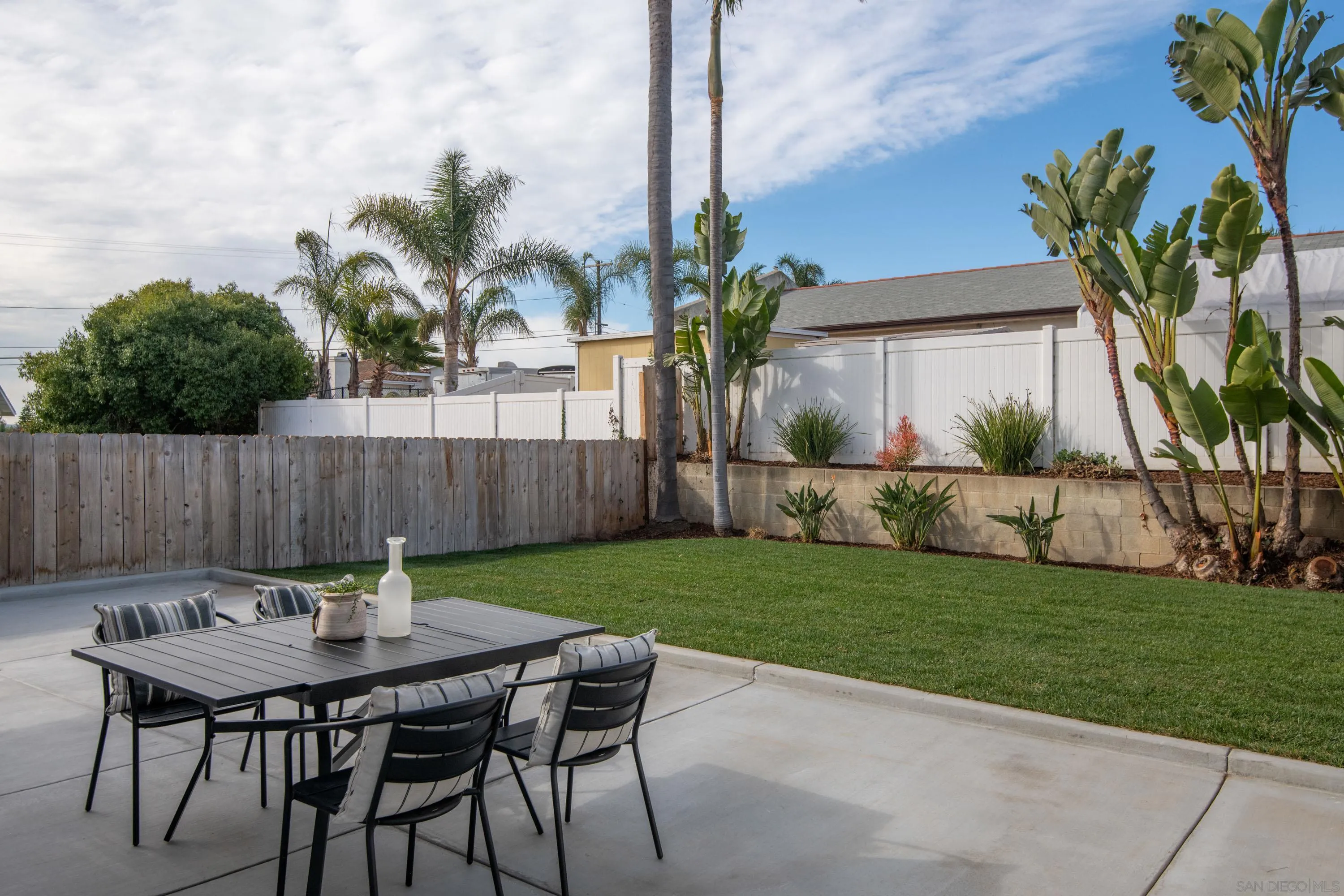 San Diego, California 92110, United States, 4 Bedrooms Bedrooms, ,2 BathroomsBathrooms,Residential,Pending,12969