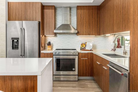 2879  B St San Diego CA 92102