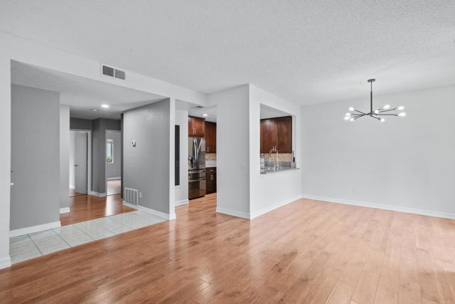 992 Lupine Hills Dr.