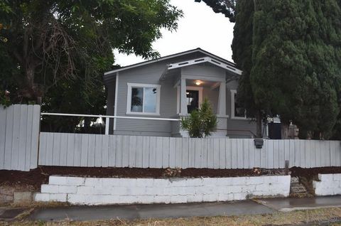 Single Family Residence in San Diego CA 4206 F Street.jpg