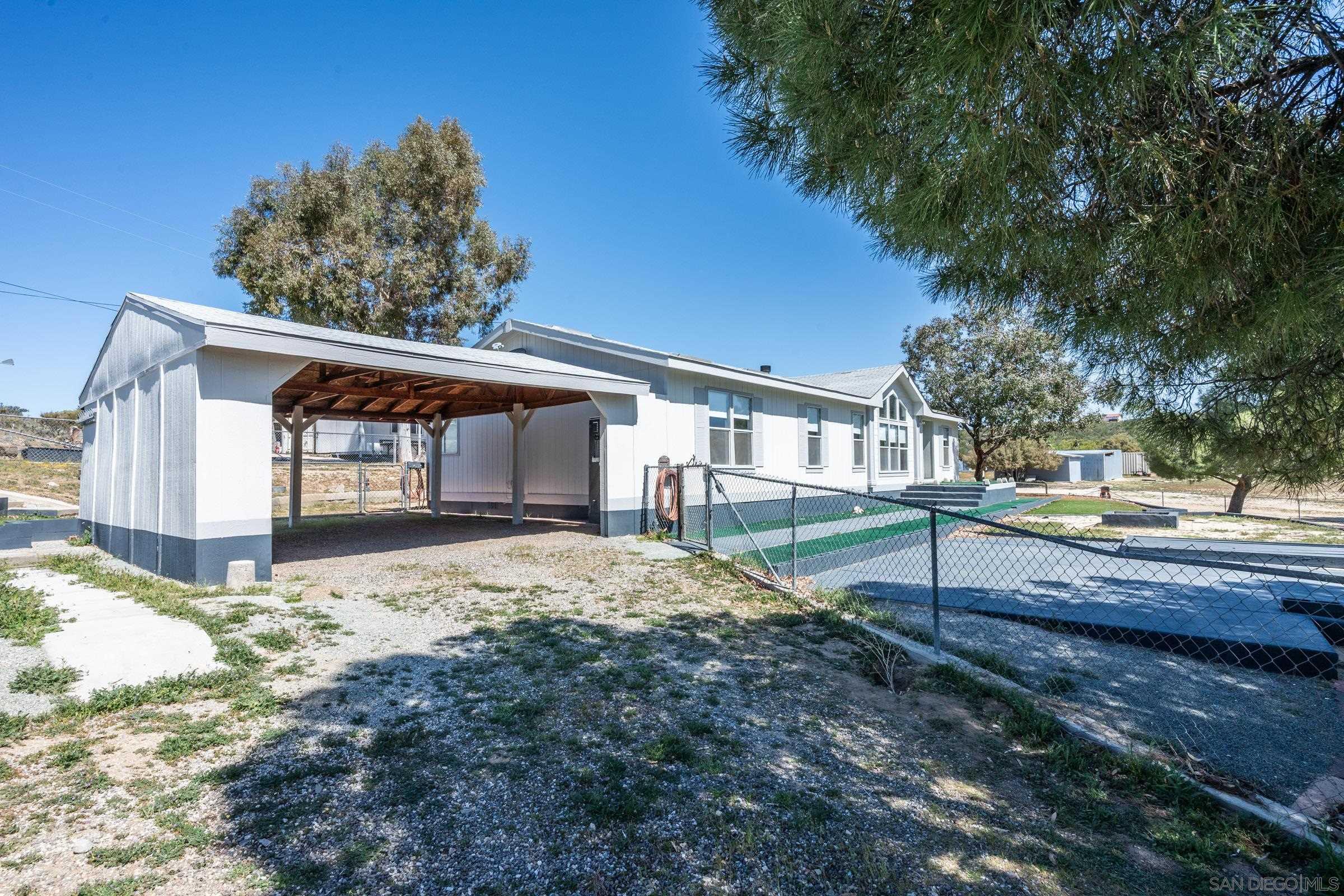 Listing image 1