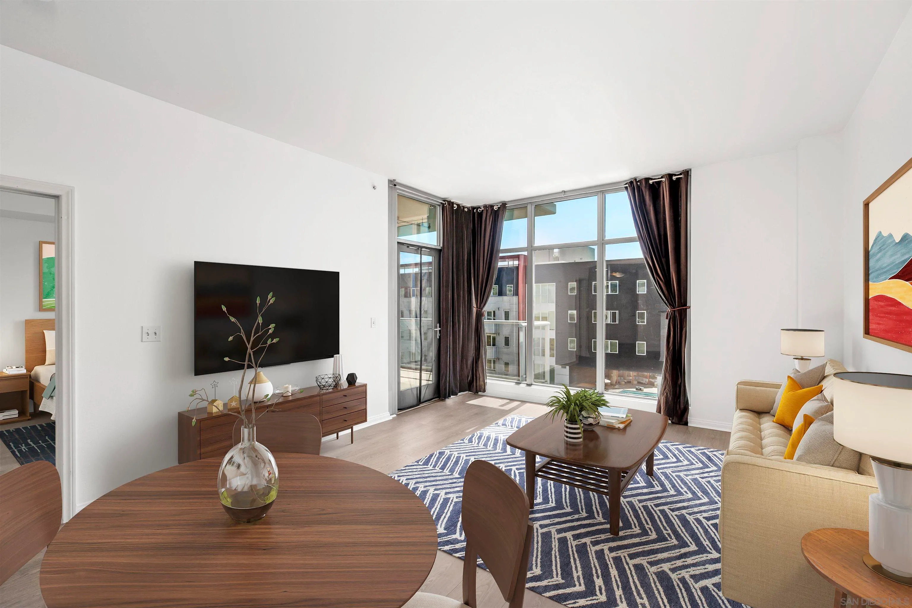 San Diego, California 92101, United States, 1 Bedroom Bedrooms, ,1 BathroomBathrooms,Residential,Pending,18589