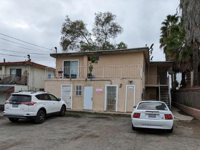 931 GRAND AVE