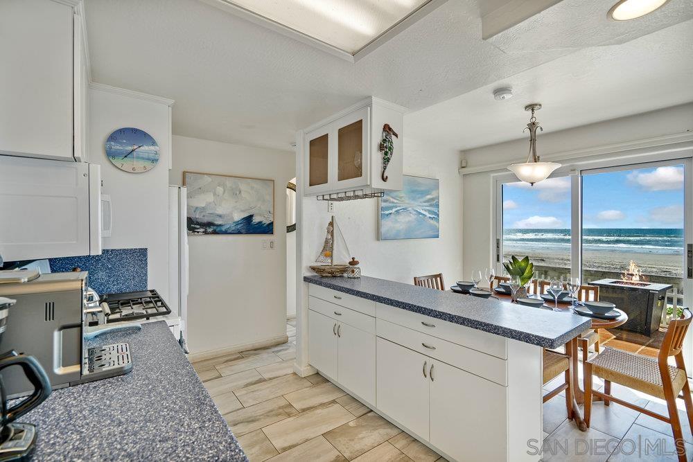 3911 Ocean Front Walk