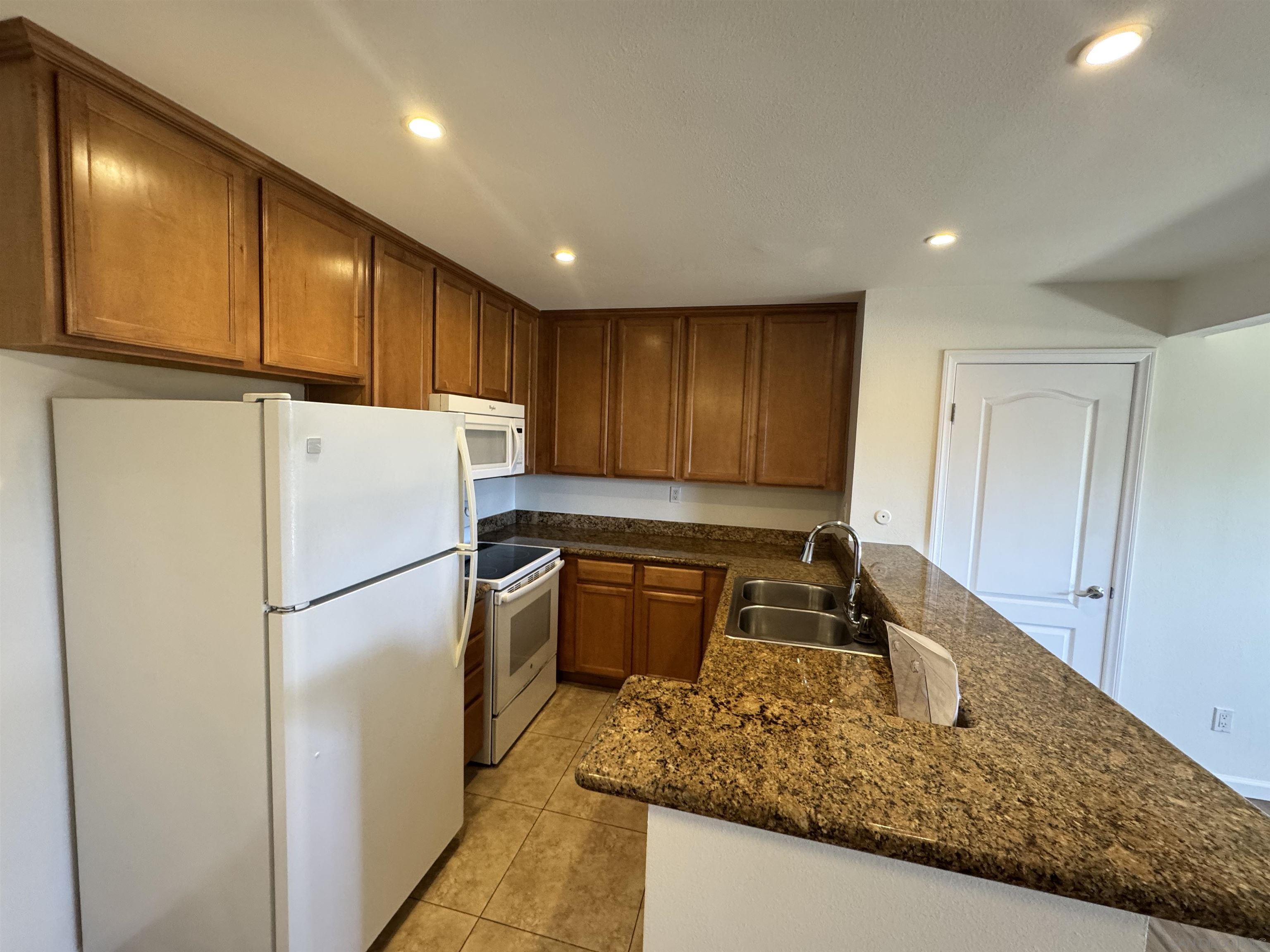 3454 Castle Glen Dr 123