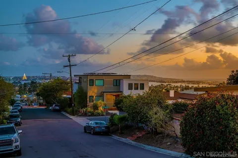 4964 Kendall St, San Diego, CA 92109 - #: 250022999